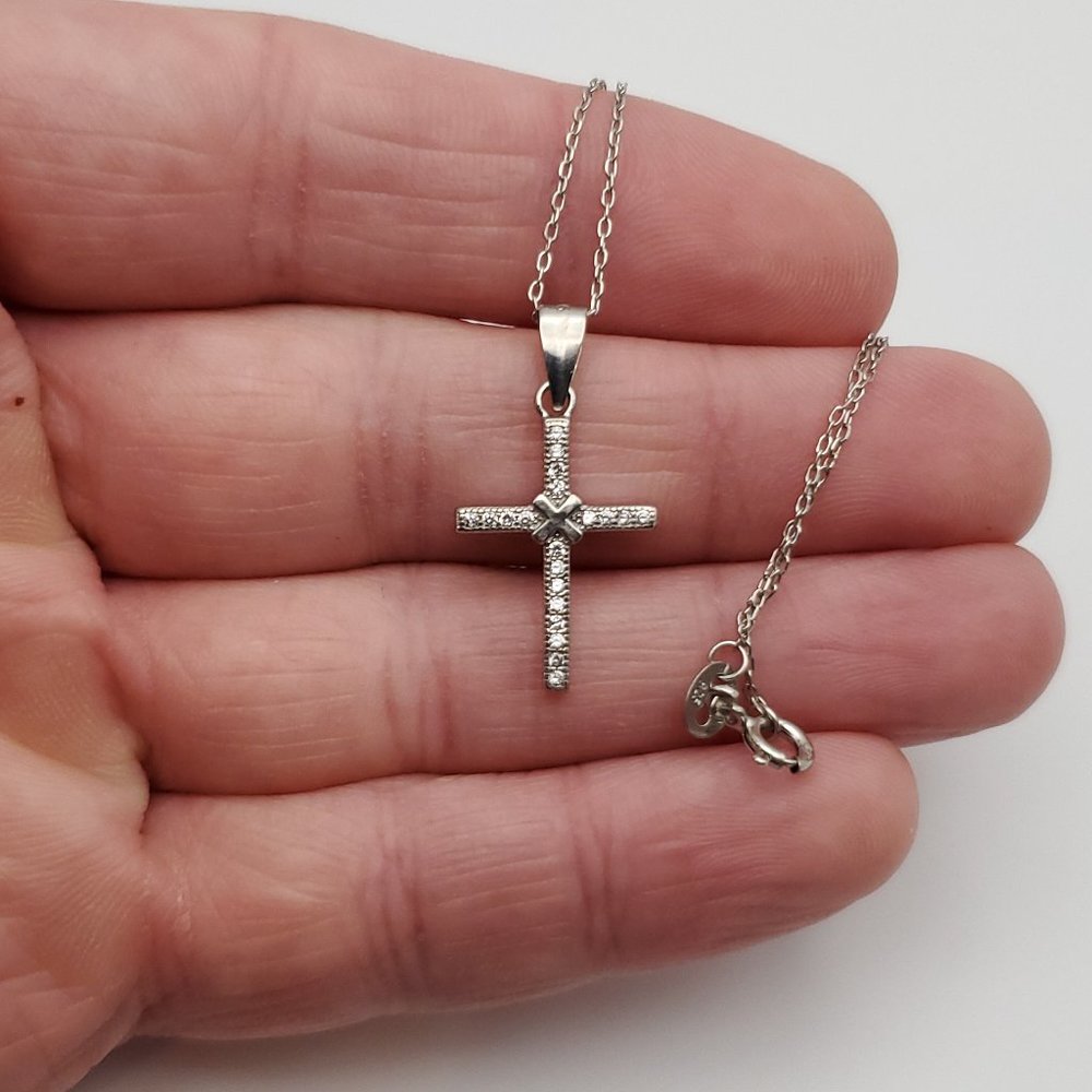 18 Inch 925 Sterling Silver Religious Cross X Cubic Zirconia Necklace